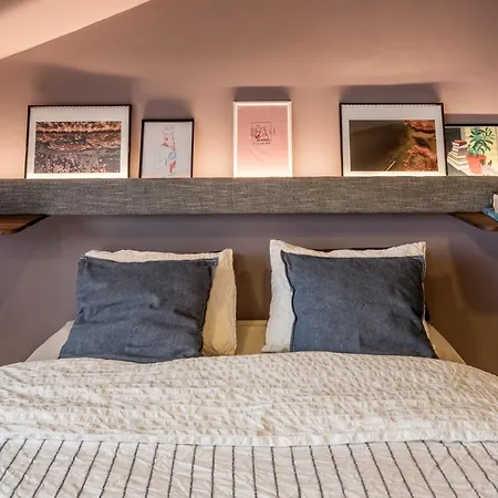 Apartment Maironis 2 - Grand Apartment In The Heart Of Kaunas